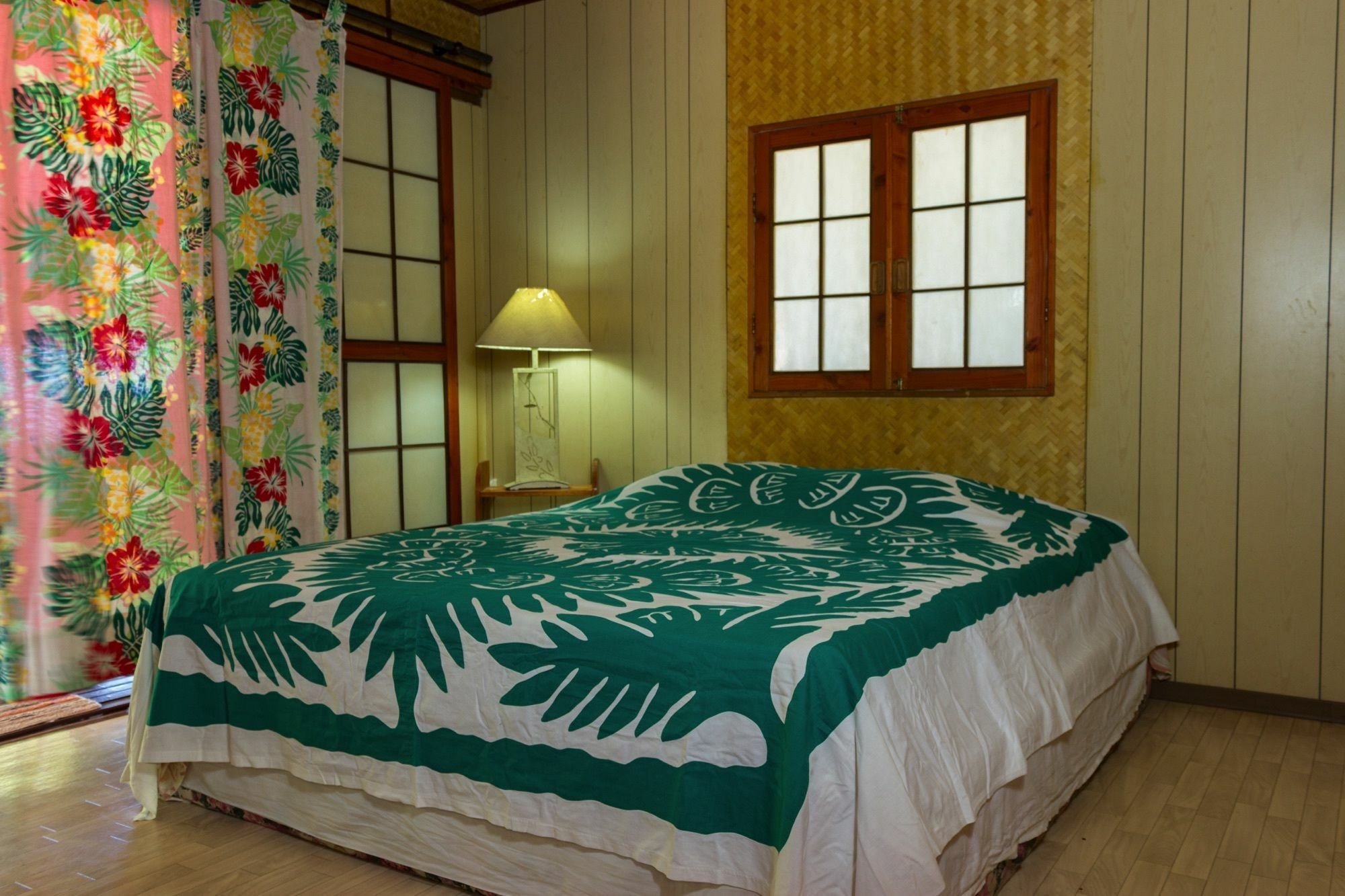 Fare Edith Moorea Luaran gambar
